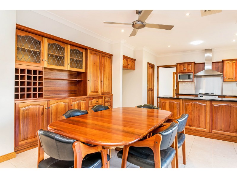 12 Sir John Marks Drive, West Lakes SA 5021