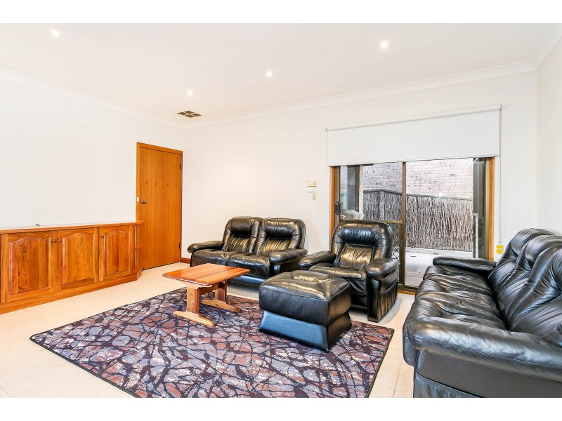12 Sir John Marks Drive, West Lakes SA 5021