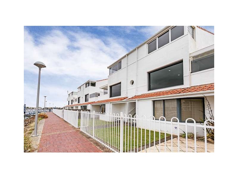 11/10 Nerida Drive, North Haven SA 5018