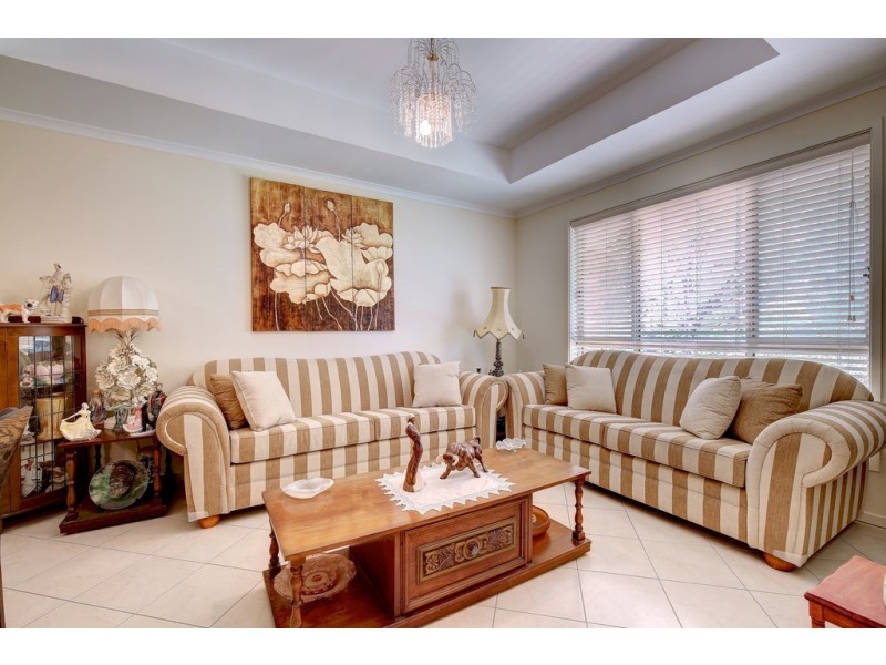 11 Klar Avenue, Darlington SA 5047