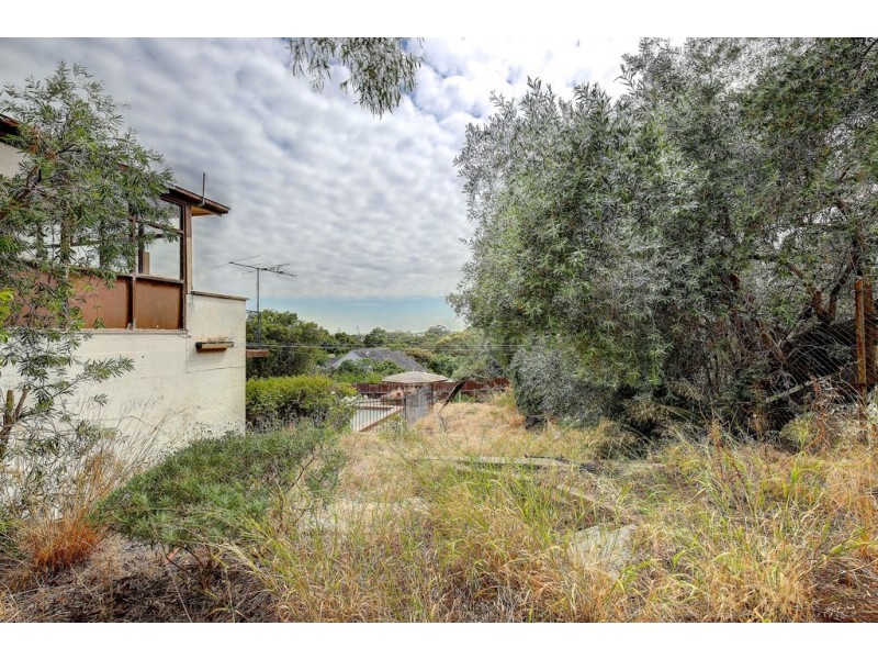 11 Klar Avenue, Darlington SA 5047