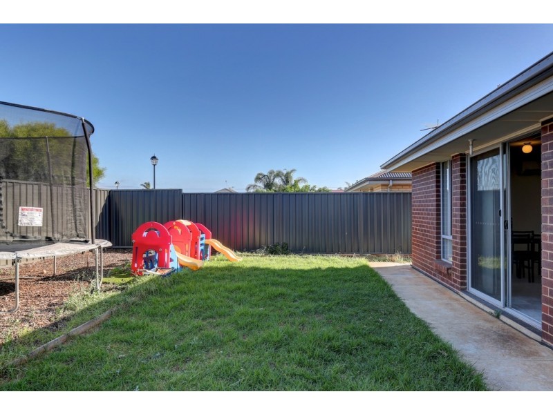 3 Neilson Crt, Munno Para West SA 5115