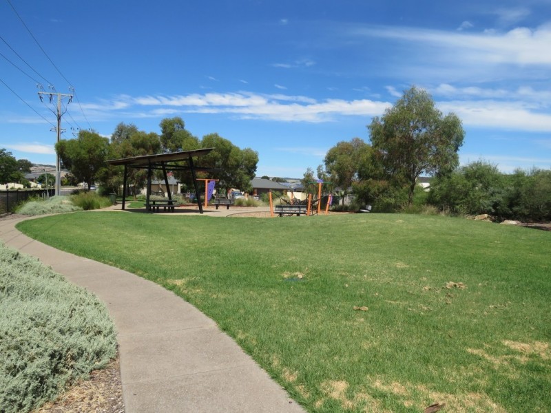 3 Neilson Crt, Munno Para West SA 5115