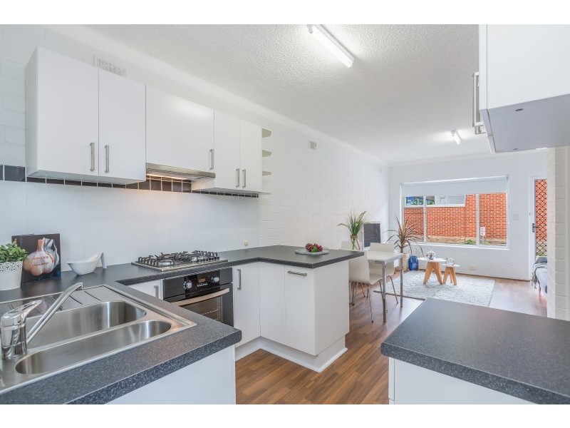 1/11 Musgrave Street, Largs Bay SA 5016