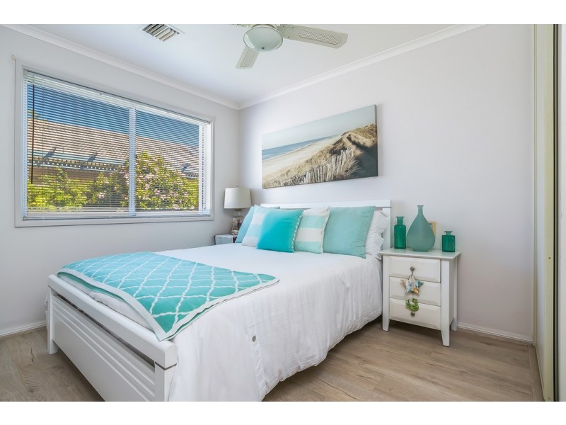 2 Endeavour Court, North Haven SA 5018