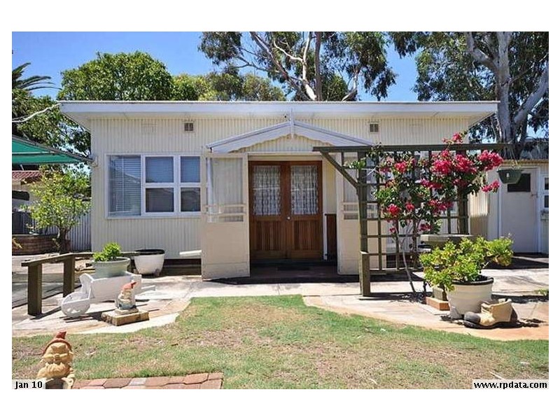 3 Gertrude Street, Taperoo SA 5017
