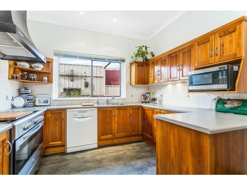 21 Sawford Street, Largs Bay SA 5016