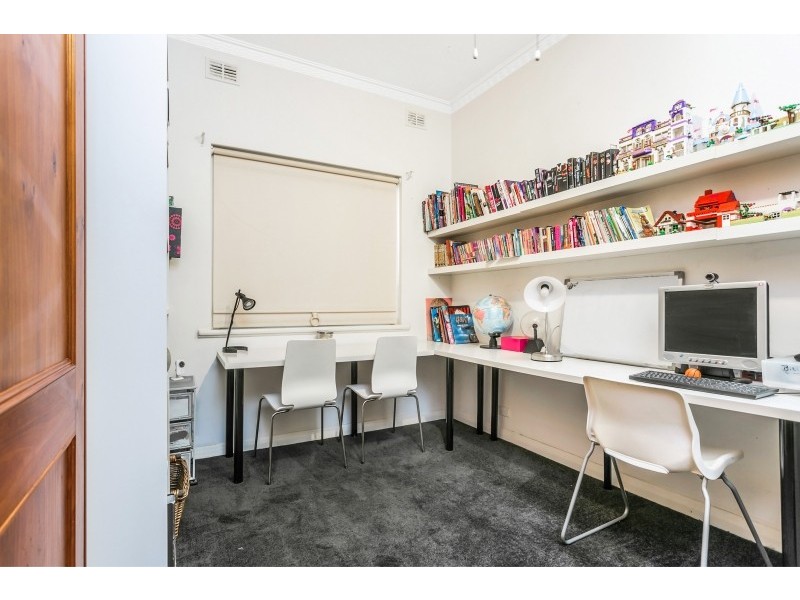 21 Sawford Street, Largs Bay SA 5016