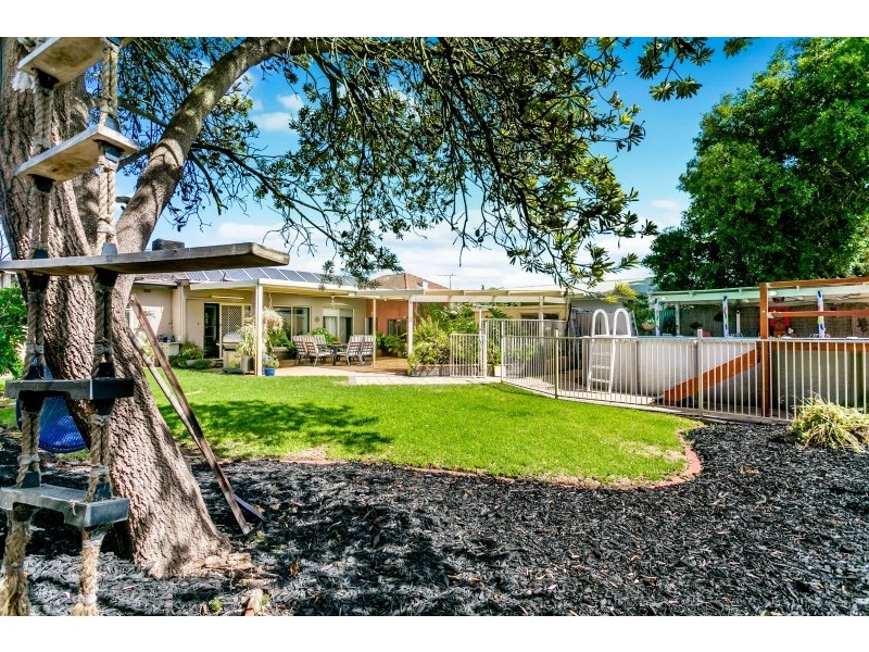 21 Sawford Street, Largs Bay SA 5016