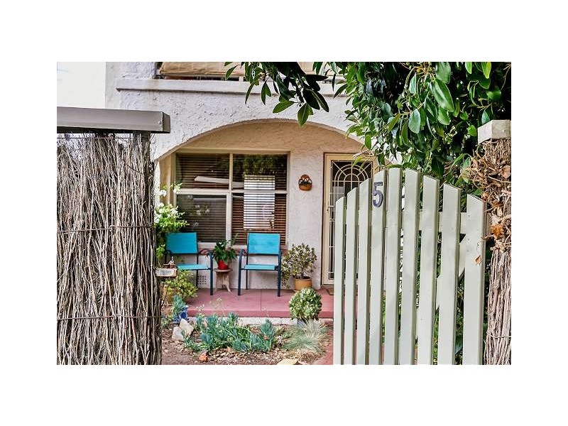 5/127 Seaview Road, Tennyson SA 5022