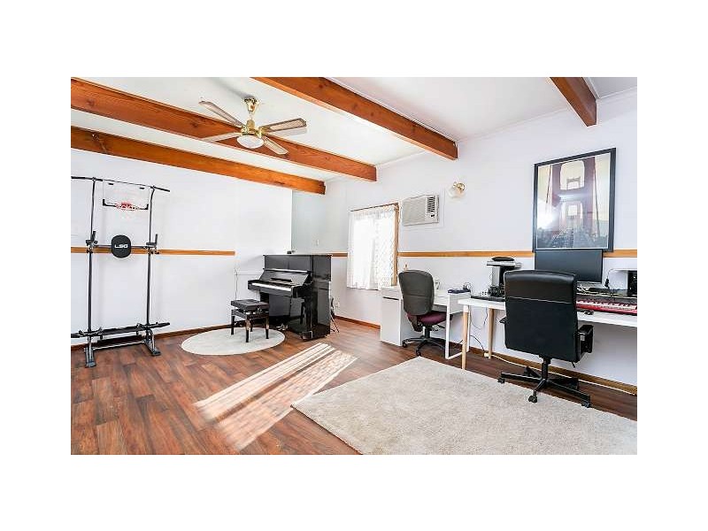 9 Sir Keith Smith Drive, North Haven SA 5018