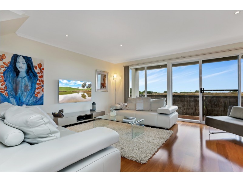 6/26 South Australia One Drive, North Haven SA 5018