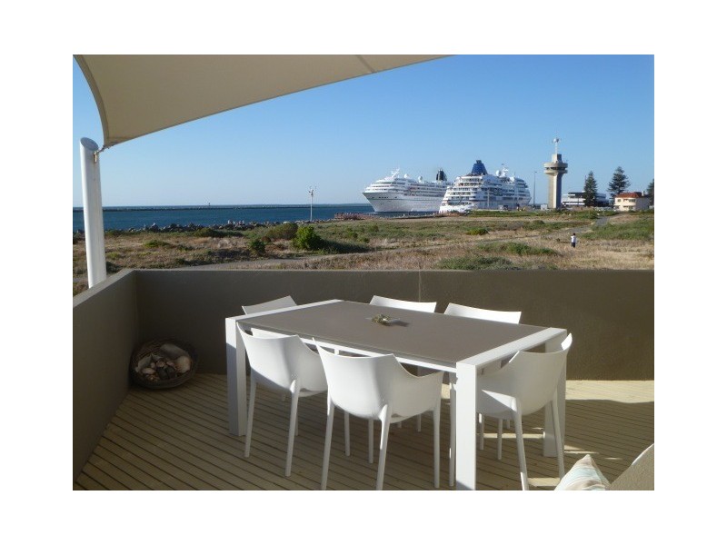 6/26 South Australia One Drive, North Haven SA 5018