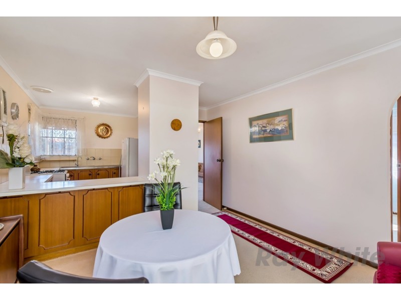 2/124 Partridge Street, Glenelg South SA 5045