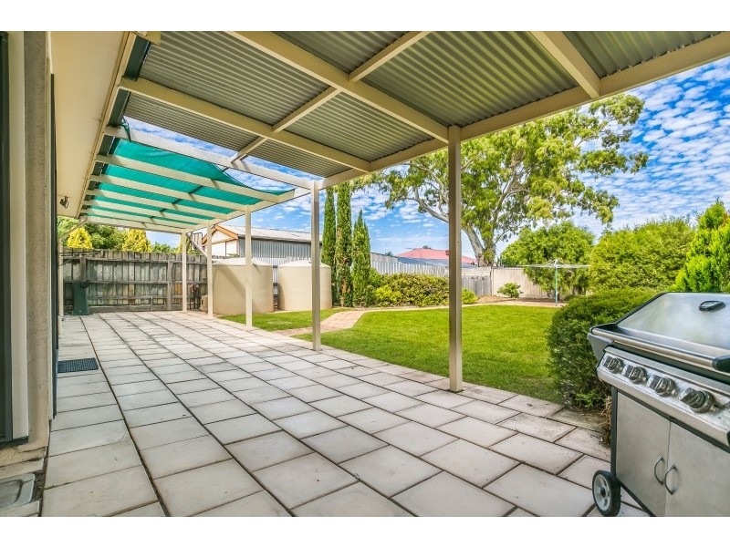 4 Bartley Tce, Semaphore Park SA 5019