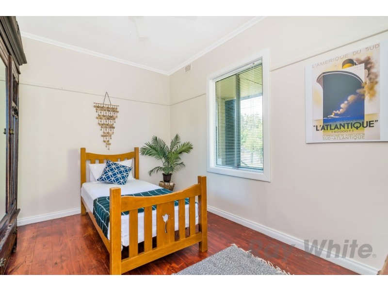17 Nyora Crescent, Taperoo SA 5017