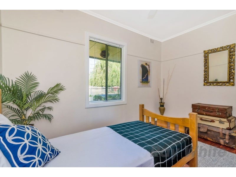 17 Nyora Crescent, Taperoo SA 5017
