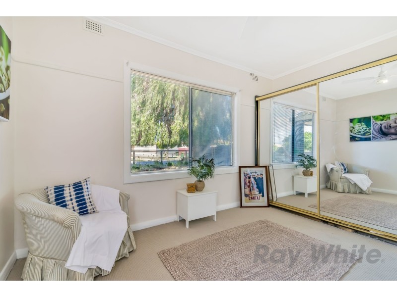 17 Nyora Crescent, Taperoo SA 5017