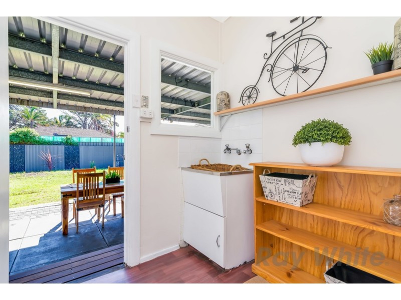 17 Nyora Crescent, Taperoo SA 5017