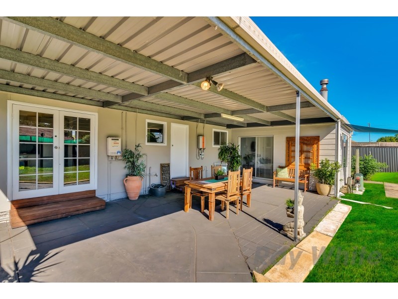 17 Nyora Crescent, Taperoo SA 5017