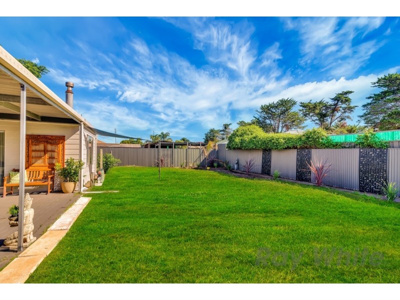 17 Nyora Crescent, Taperoo SA 5017