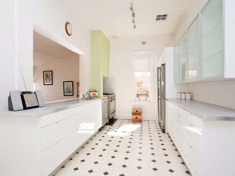 11 Roberts Street, Birkenhead SA 5015