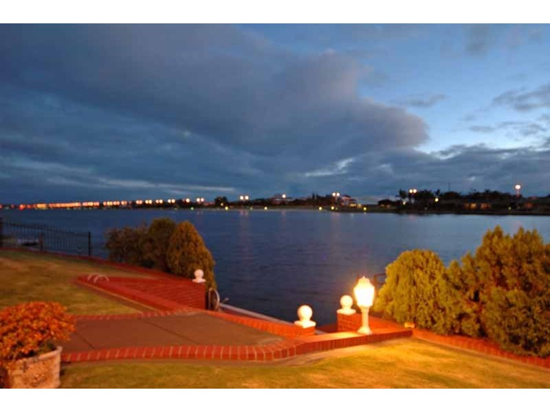 70 Martin Court, West Lakes SA 5021