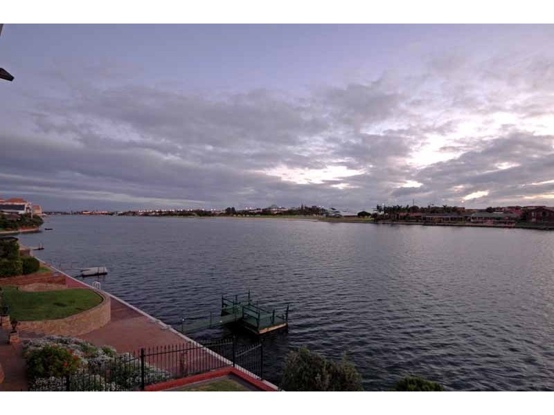 70 Martin Court, West Lakes SA 5021