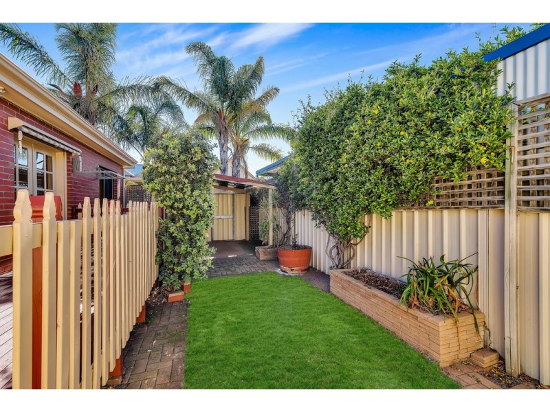 20a Albert Street, Semaphore SA 5019