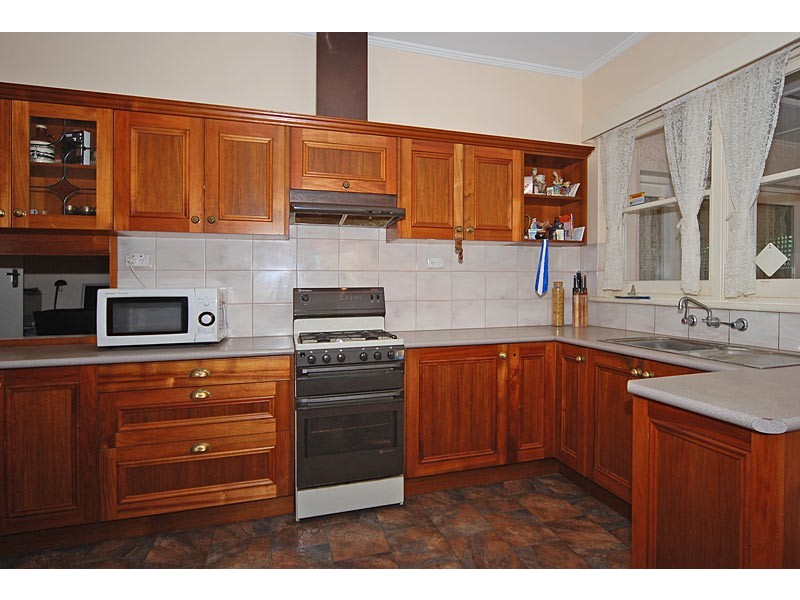 8 Gertrude Street, Taperoo SA 5017