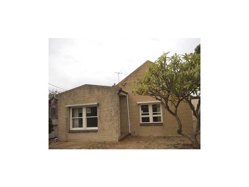 34 May Street, Birkenhead SA 5015