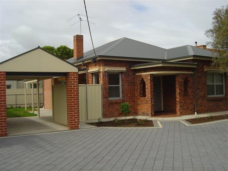 363 Tapleys Hill Road, Seaton SA 5023