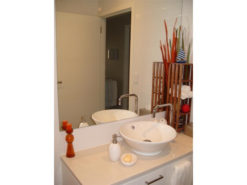 Apt 504 The Shores, Wirra Drive, Port Adelaide SA 5015