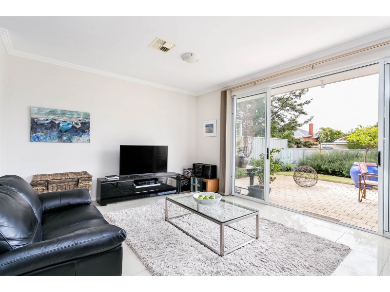 24b Lincoln Street, Largs Bay SA 5016