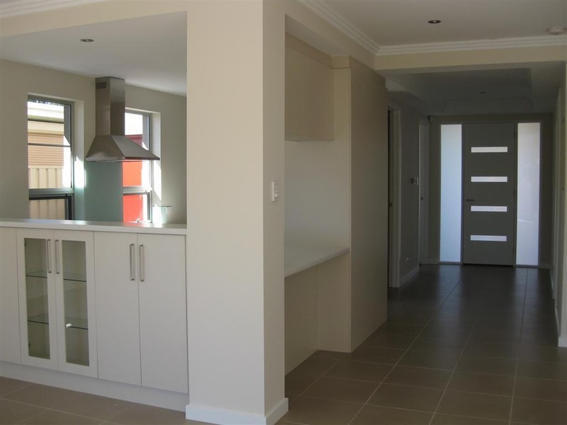 2A Collingwood Ave, Flinders Park SA 5025
