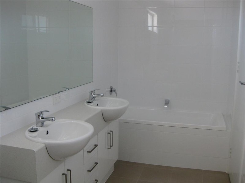 2A Collingwood Ave, Flinders Park SA 5025