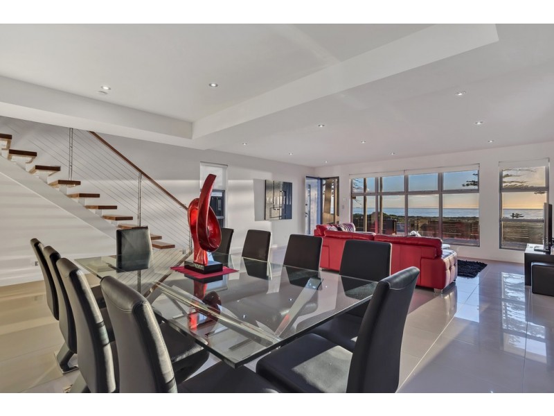 220 Lady Gowrie Drive, Largs Bay SA 5016