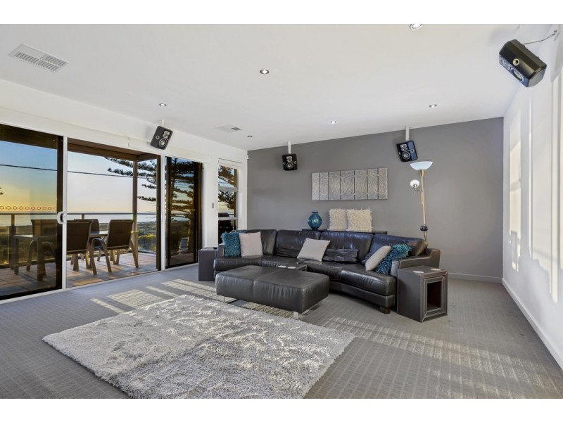 220 Lady Gowrie Drive, Largs Bay SA 5016