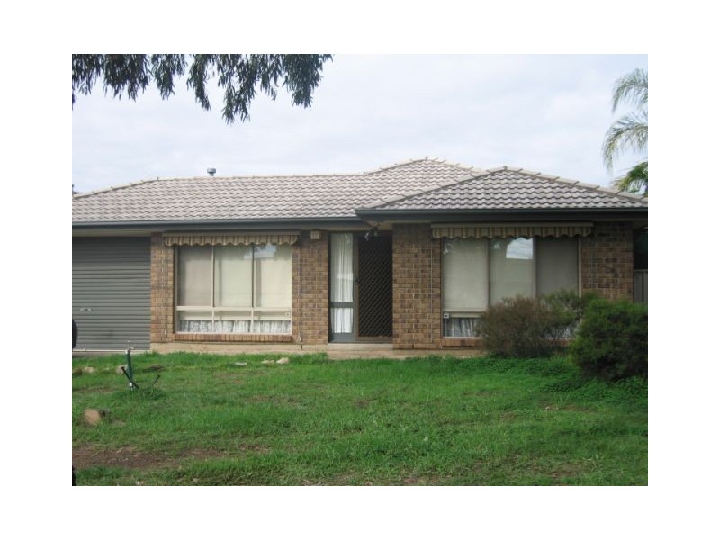 77 Fairbanks Drive, Paralowie SA 5108