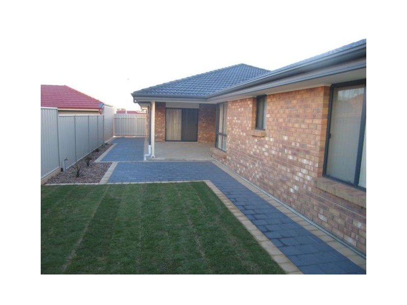 7 Melvina Road, Paralowie SA 5108