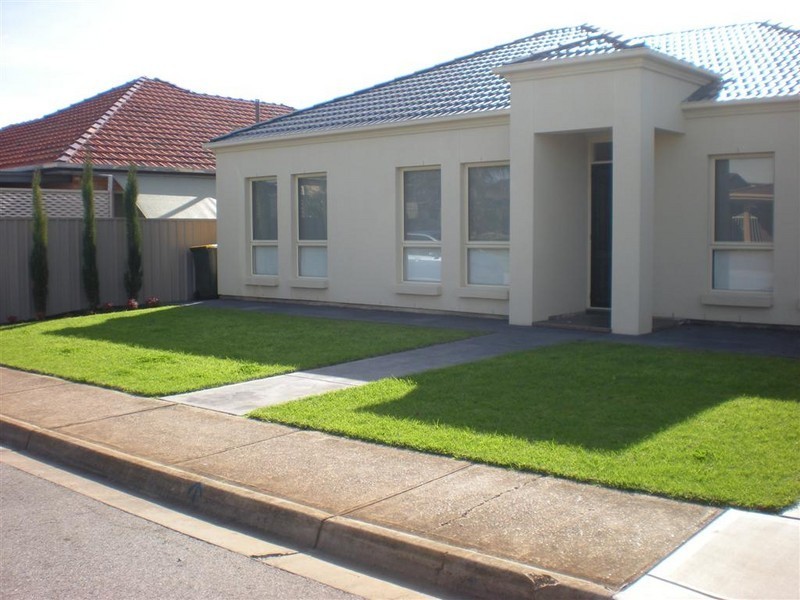1A Adrian Court, Marion SA 5043