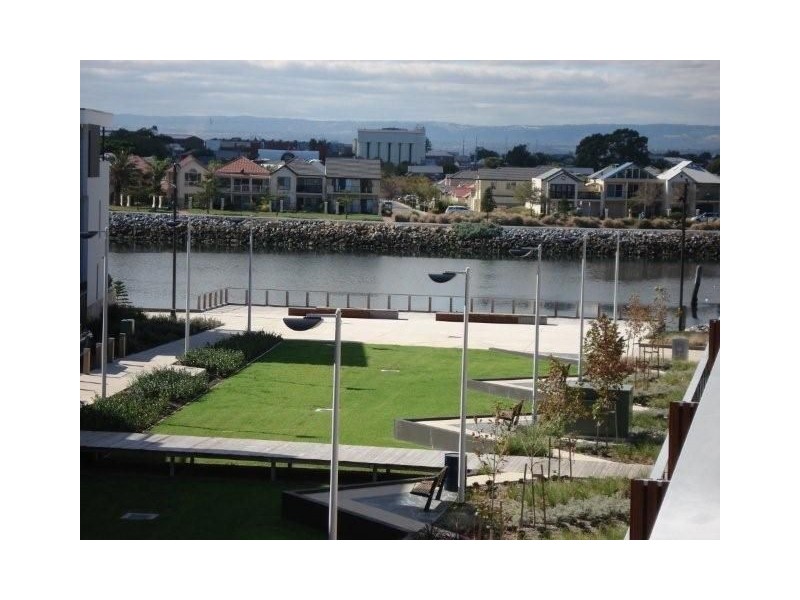 Apt 302 The Breeze, Port Adelaide SA 5015