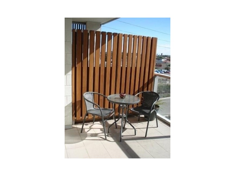 Apt 302 The Breeze, Port Adelaide SA 5015