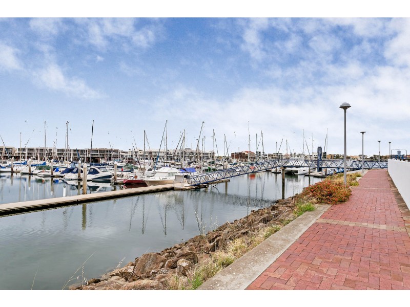 11/10 Nerida Drive, North Haven SA 5018