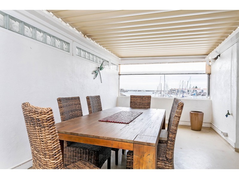 11/10 Nerida Drive, North Haven SA 5018