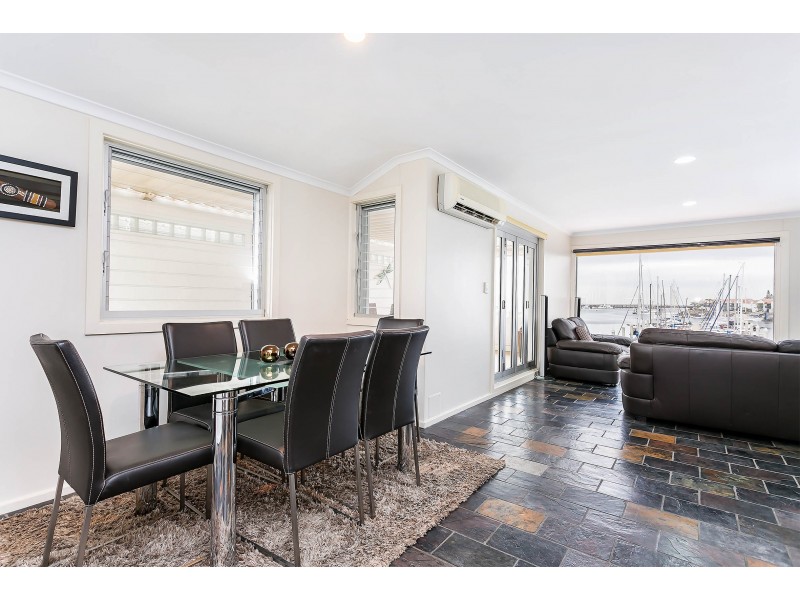 11/10 Nerida Drive, North Haven SA 5018