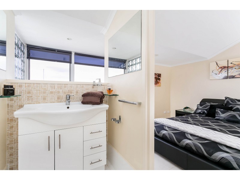 11/10 Nerida Drive, North Haven SA 5018