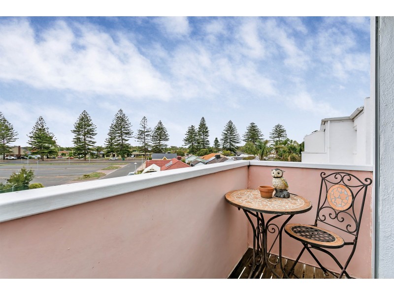 11/10 Nerida Drive, North Haven SA 5018