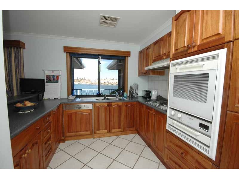 7 Constellation Court, North Haven SA 5018