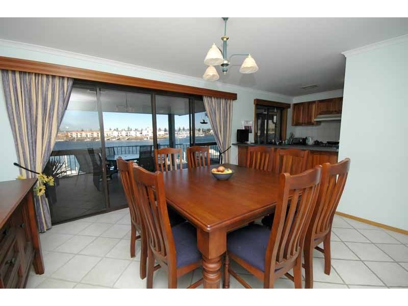 7 Constellation Court, North Haven SA 5018